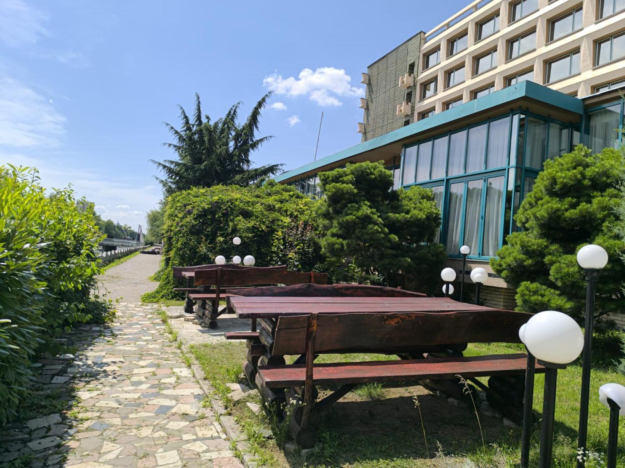 Hotel Carpati Nagybánya Kültér fotó